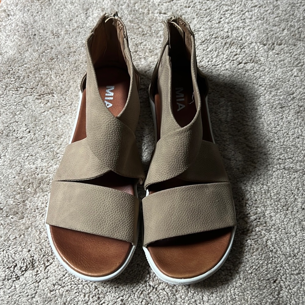 MIA Tan Sandals